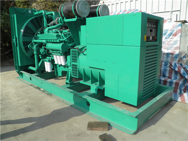 德保发电机租赁-厂家给大家介绍发电机失磁现象