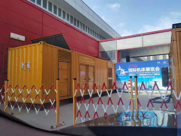 德保发电车出租-发电机无电压或电压太低怎么办？